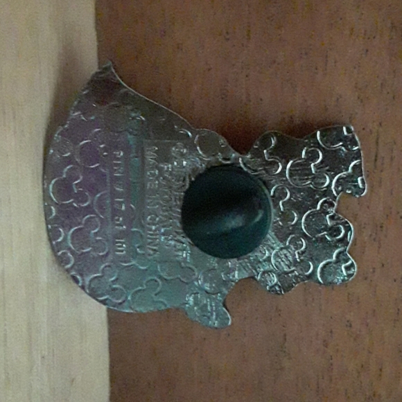 Bugs Life pin - Picture 2 of 2